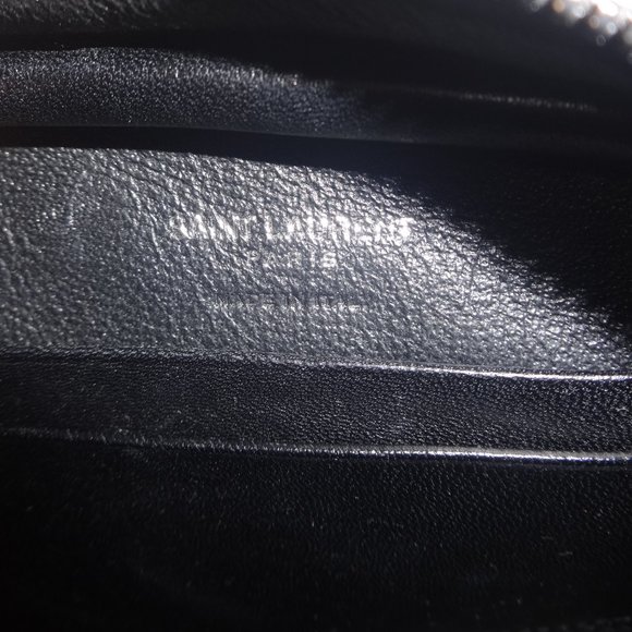 SAINT LAURENT YSL Mini Blogger Bag PTR425317 1216 - Picture 10 of 14